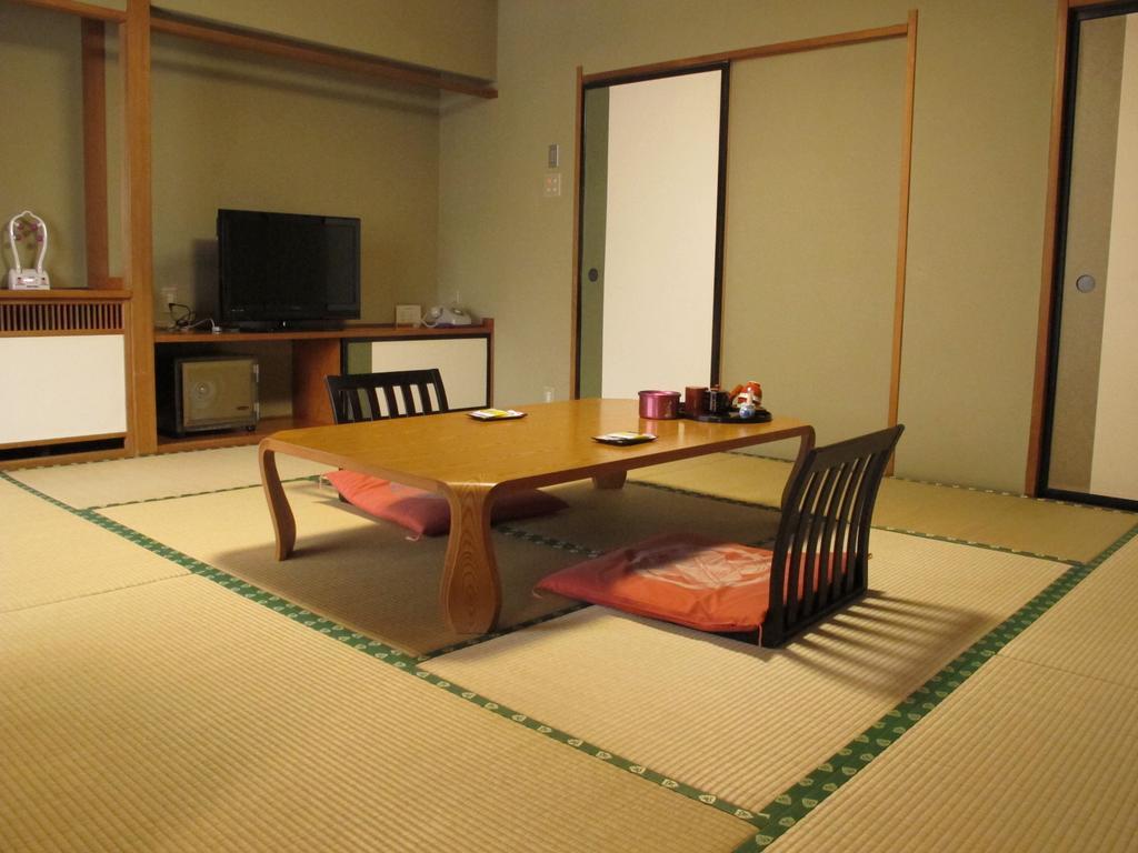 Sakaeya Hotel Tendo Rum bild