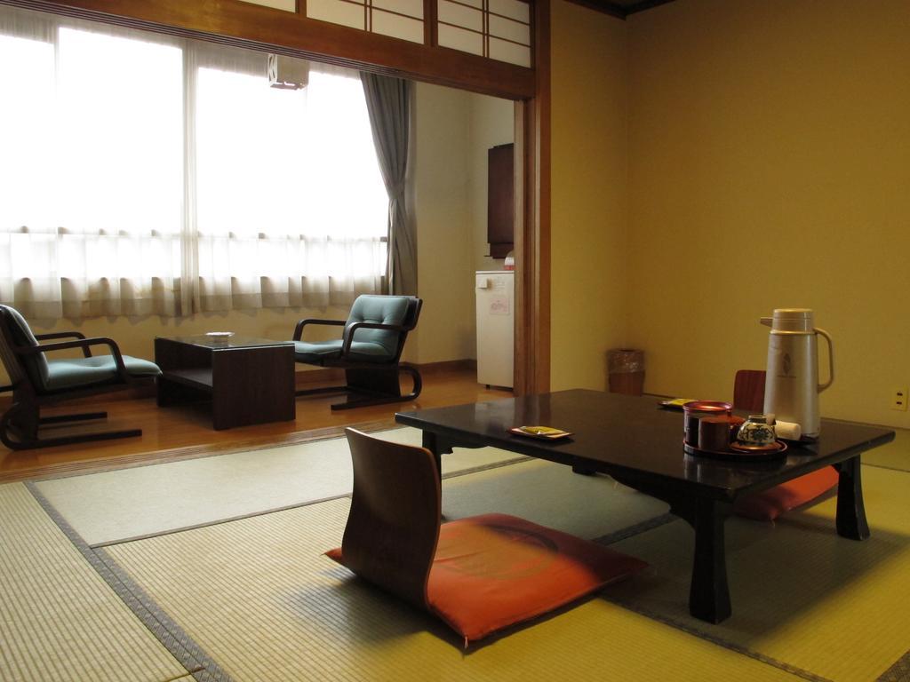 Sakaeya Hotel Tendo Rum bild